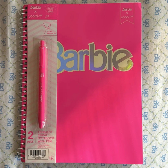 Barbie X Yoobi Pen and Notebook Set - Picture 2 of 3